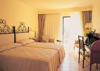 Portblue La Quinta Hotel And Spa Menorca Island Ngoại thất bức ảnh